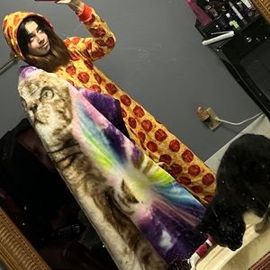 Meet your Posher, Abby